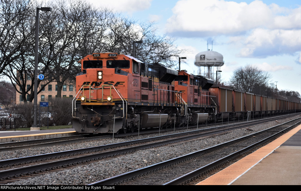 BNSF 8751